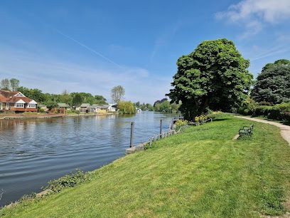 Laleham Park